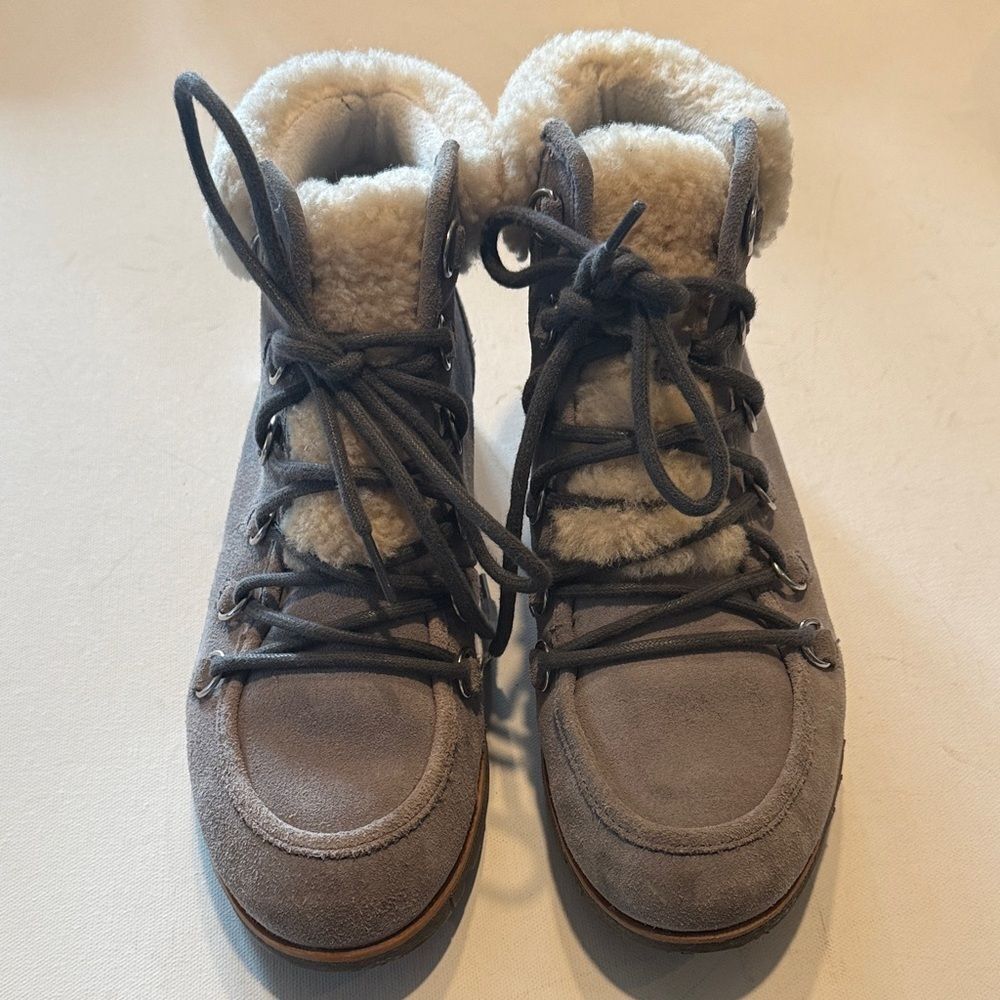 Sorel Women's Gray Shearling Winter Boots